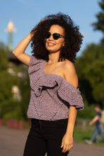 Cargar imagen en el visor de la galería, Top con vuelos