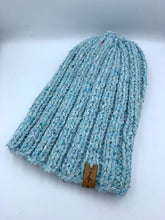 Cargar imagen en el visor de la galería, Beanie (tejido a palillo)