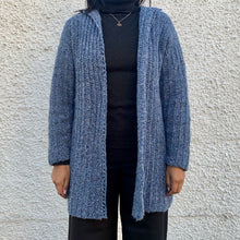 Cargar imagen en el visor de la galería, Essential Cardigan