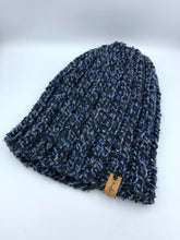 Cargar imagen en el visor de la galería, Beanie (tejido a palillo)