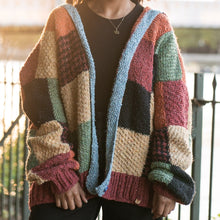 Cargar imagen en el visor de la galería, Harry Cardigan
