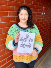 Cargar imagen en el visor de la galería, Bubble Cardigan tejido a crochet
